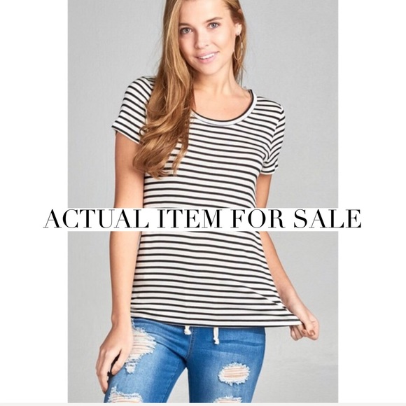 KATE🖤 striped round neck tee white black shirt - Picture 2 of 3